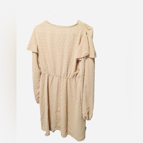 Elegant Tan Women's Dress - Picture 3 of 3